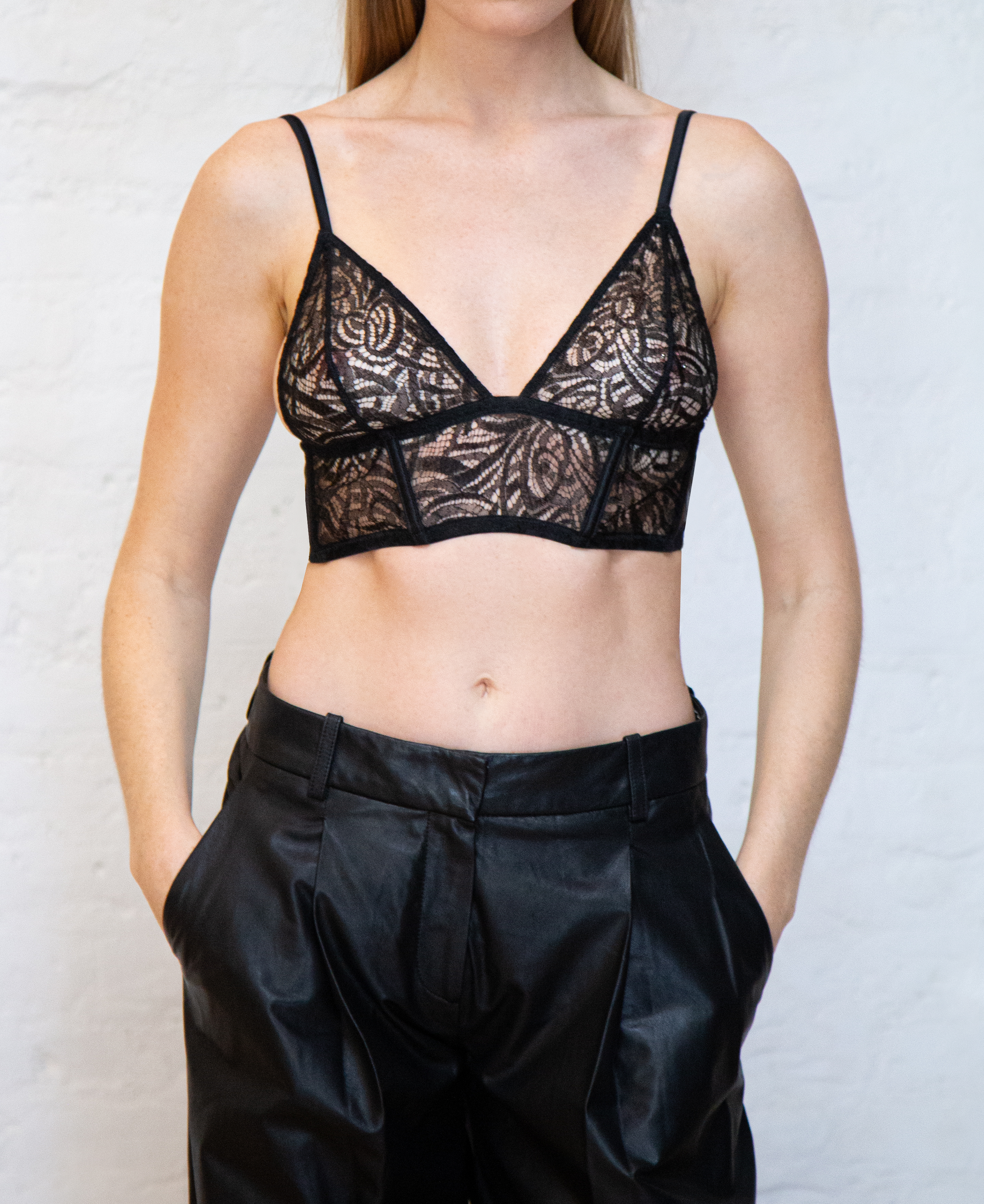 THE RÊVEUR LACE-UP LONGLINE BRA SET